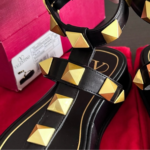 ❌SOLD❌VALENTINO GARAVANI ROMAN authentic sandals, size 39 - Picture 1 of 3